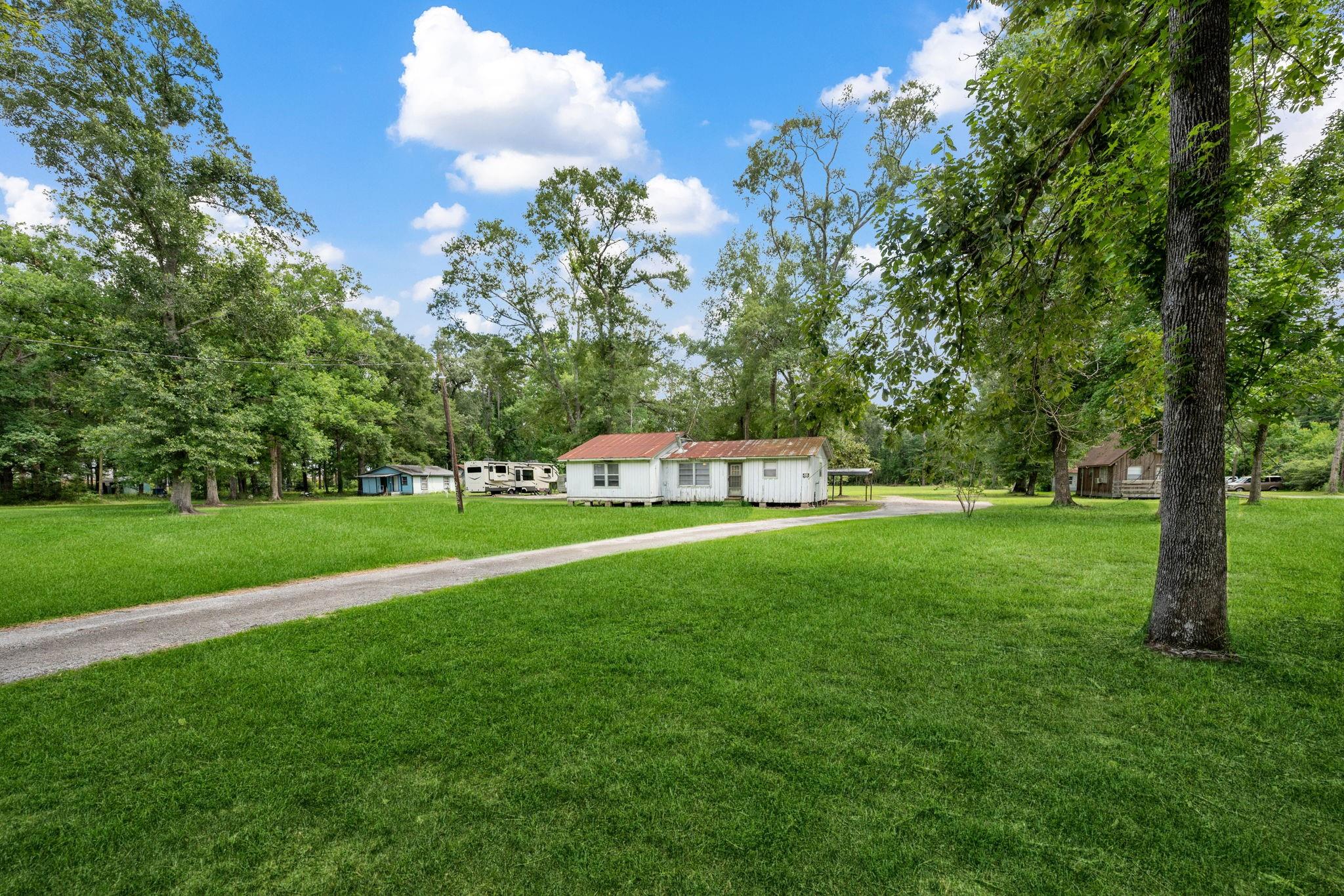 Residential in Splendora