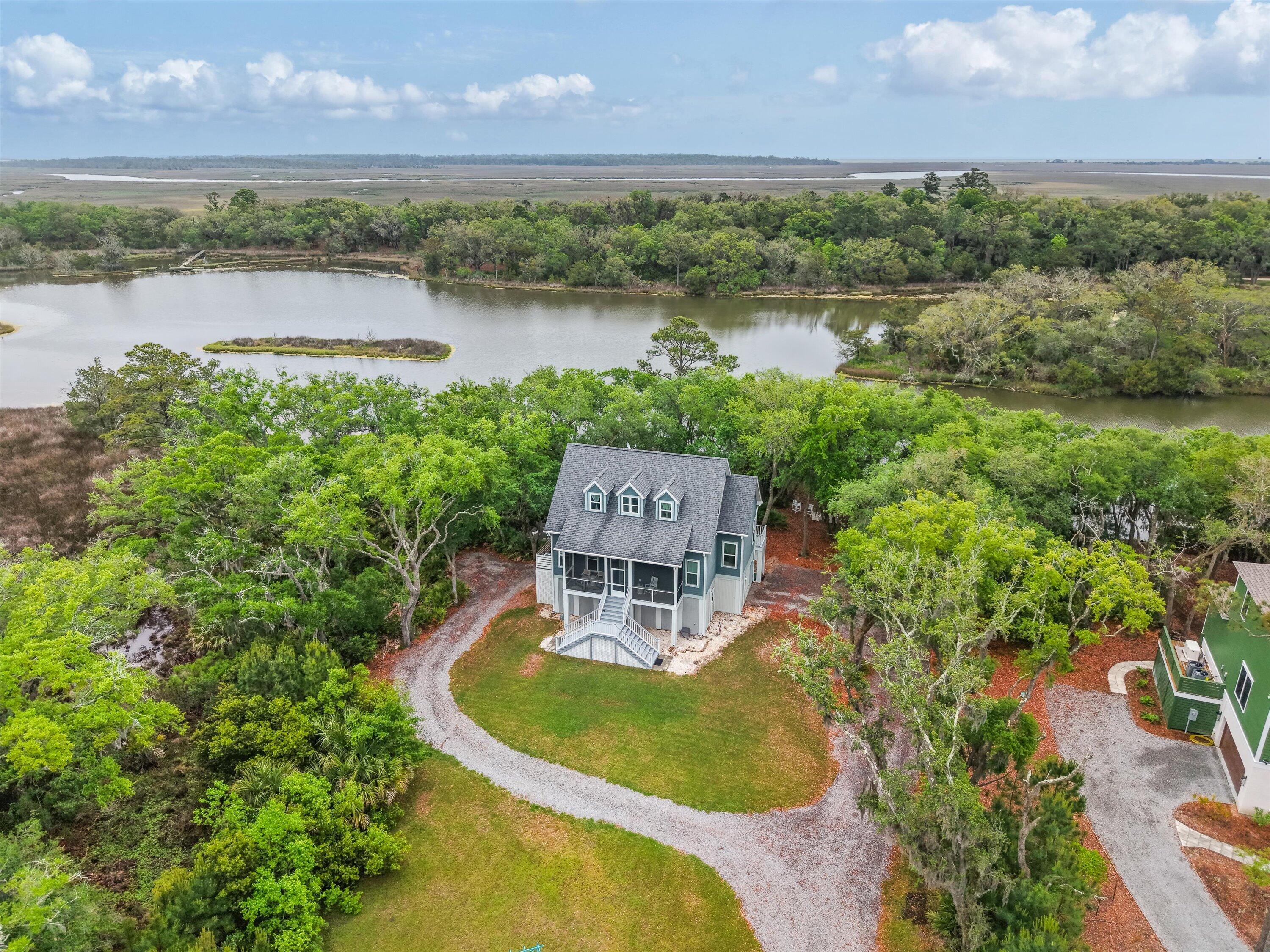 Residential in Saint Helena Island