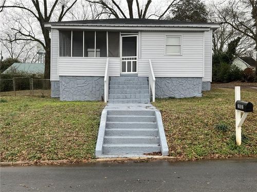202 Cheatham St, Griffin, GA, 30223-1816 | Card Image