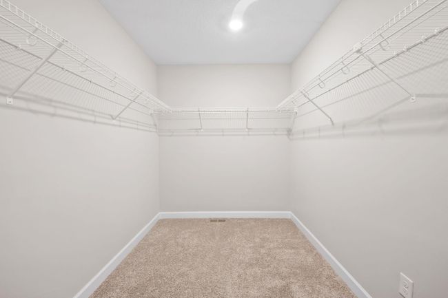 Primary Closet | Image 18