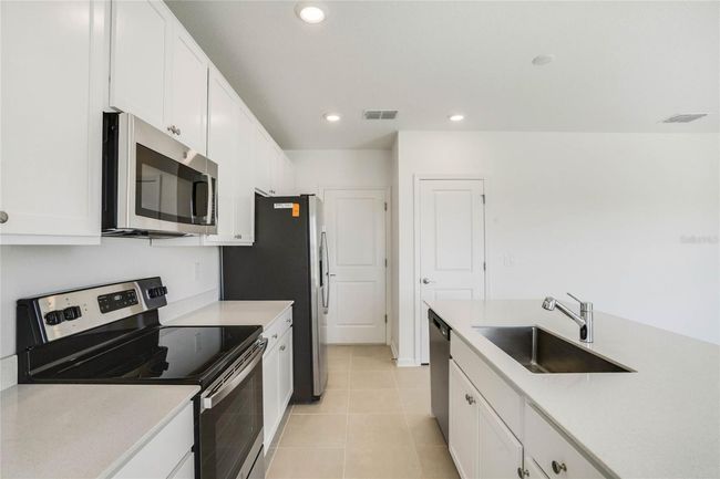640 Trotters Dr, House other with 4 bedrooms, 3 bathrooms and null parking in EAGLE LAKE FL | Image 15