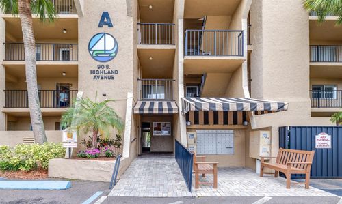 110-90 S Highland Ave, Tarpon Springs, FL, 34689-5301 | Card Image