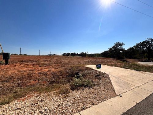 208 Acadia Bnd, Elgin, TX, 78621 | Card Image