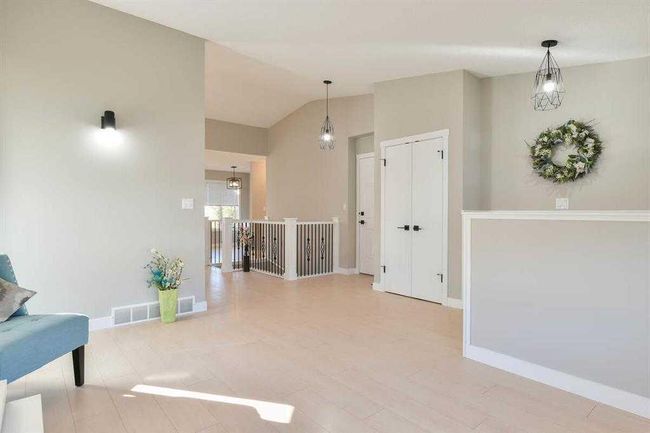 142 Park Meadows Lane Se, Home with 2 bedrooms, 2 bathrooms and 3 parking in Medicine Hat AB | Image 29
