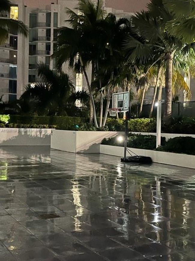 128 - 2950 Ne 188th St, Condo with 1 bedrooms, 1 bathrooms and null parking in Aventura FL | Image 79