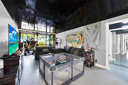 apt-213-106 Lake Emerald Dr, OAKLAND PARK, FL, 33309-6209 | Card Image