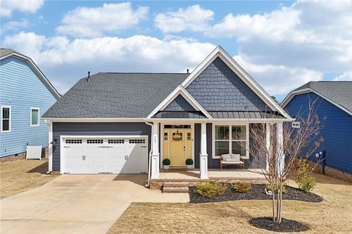 205 Daystrom Dr, Greer, SC, 29651-1970 | Card Image