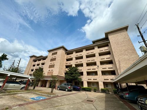 apt-104-2210 Dorrington St, Houston, TX, 77030-3248 | Card Image