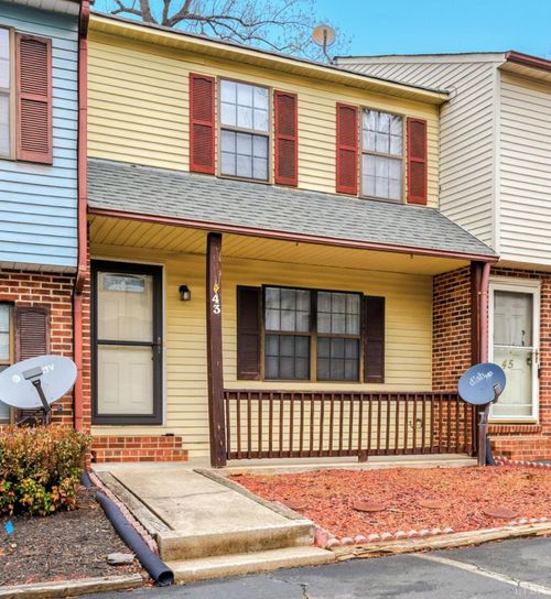 43 Nags Head Ct, Lynchburg, VA, 24502-3899 | Card Image