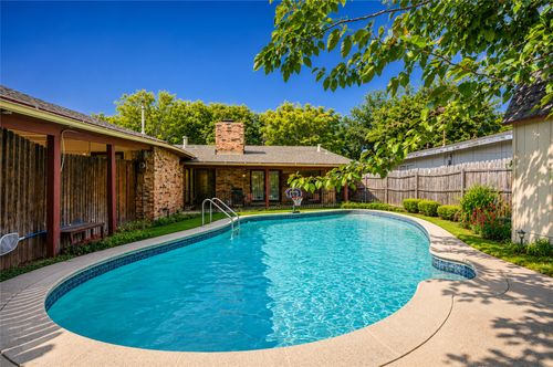 1518 Camelia Dr, Lewisville, TX, 75067-4207 | Card Image