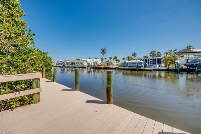 17731 Rebecca Ave, House other with 3 bedrooms, 2 bathrooms and 1 parking in FORT MYERS BEACH FL | Image 39