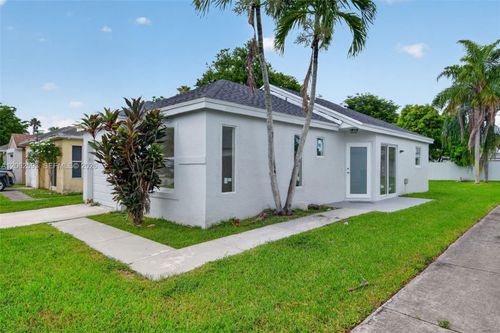 941 Sw 7th Pl, Florida City, FL, 33034-5629 | Card Image
