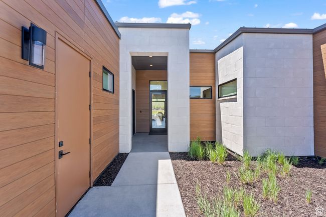6312 Double Deer Loop, House other with 2 bedrooms, 3 bathrooms and 3 parking in Park City UT | Image 37