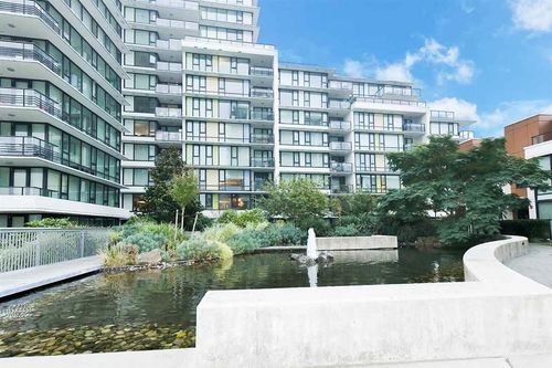 {{alt}} | Card Image