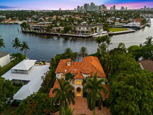 639 Middle River Dr, Fort Lauderdale, FL, 33304-3509 | Card Image