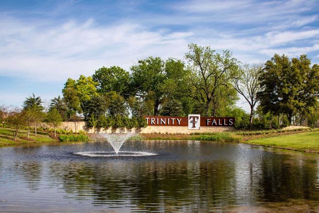 Community / neighborhood sign featuring a water view | Image 36