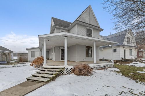 209 Oak St S, Mabel, MN, 55954-5000 | Card Image