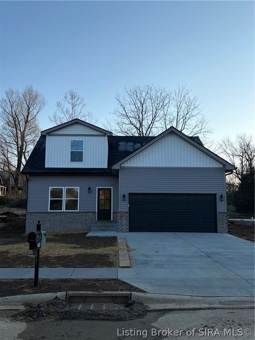 6027 Redberry Juniper Dr, Charlestown, IN, 47111-8652 | Card Image