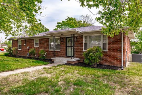 1103 Meadowview Dr, Gallatin, TN, 37066-4027 | Card Image