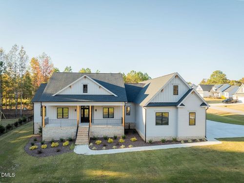 27 Batten Hill Ln, Selma, NC, 27576-5529 | Card Image