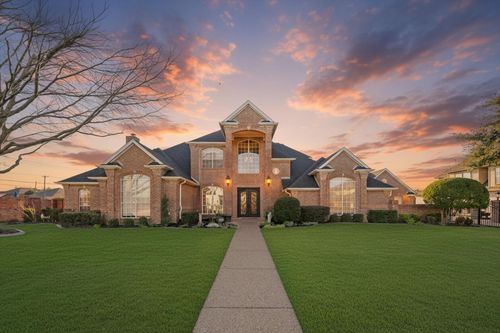 901 Walnut Falls Cir, Mansfield, TX, 76063-3462 | Card Image