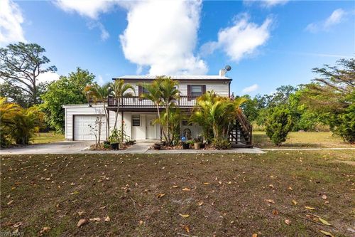 20240 Trailside Dr, ESTERO, FL, 33928-2127 | Card Image