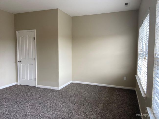 Bedroom 5 view 2 | Image 27