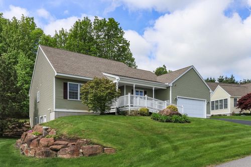 32 Stone Sled Ln, Bow, NH, 03304-5509 | Card Image