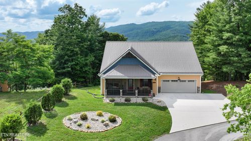 4973 Long Rifle Rd, Walland, TN, 37886 | Card Image