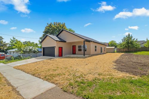 308 W W North 3rd St, Grangeville, ID, 83530-1750 | Card Image