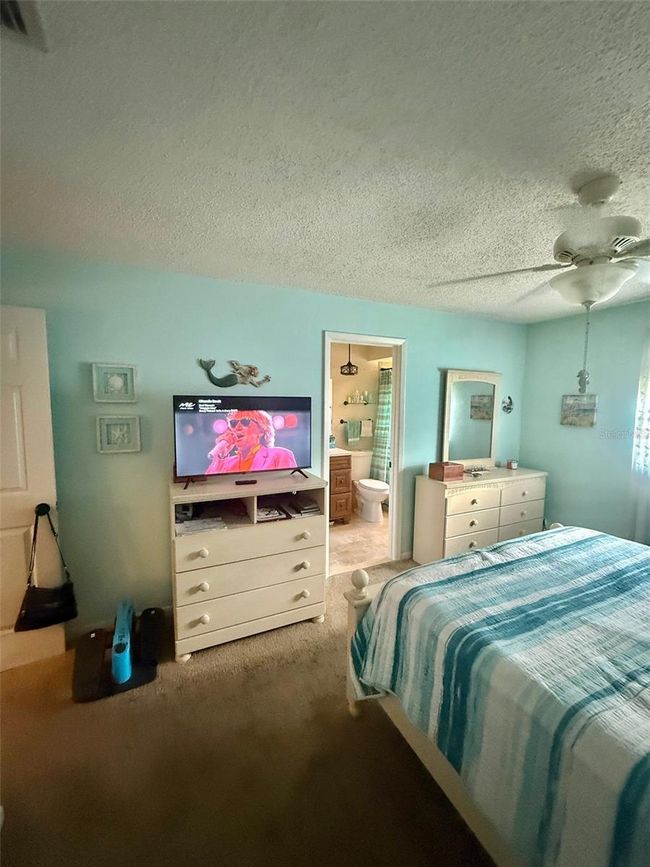 1814 Driftwood Cir S, House other with 4 bedrooms, 2 bathrooms and null parking in OLDSMAR FL | Image 16