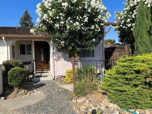 1652 Town Club Dr, San Jose, CA, 95124-3232 | Card Image