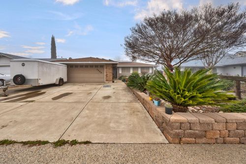 3500 Huntsman Drive, Sacramento, CA, 95826 | Card Image