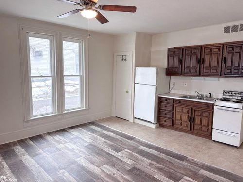 104 E Boston Ave, Indianola, IA, 50125-1878 | Card Image