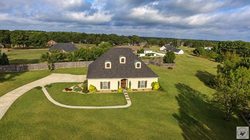 8163 Coyote Trail, Texarkana, TX, 75503 | Card Image