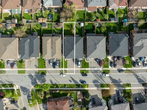 208 Meadows Blvd, Mississauga, ON, L4Z1J9 | Card Image