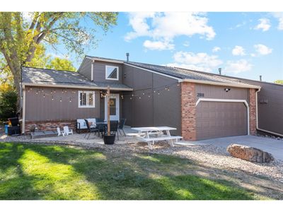 2811 W Davies Dr, Townhouse with 2 bedrooms, 1 bathrooms and null parking in Littleton CO | Image 1