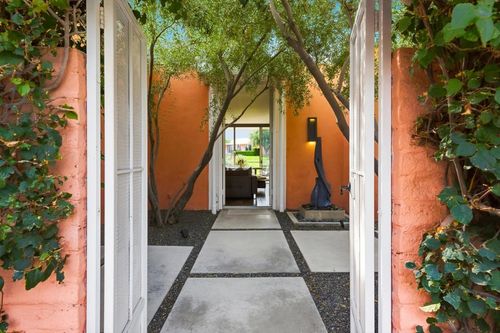 47125 El Menara Cir, Palm Desert, CA, 92260-5811 | Card Image