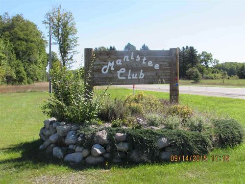 150 Kleehammer Club Dr Ne, Kalkaska, MI, 49646-7977 | Card Image
