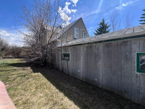 216 2nd St Sw, Stanley, ND, 58784 | Card Image