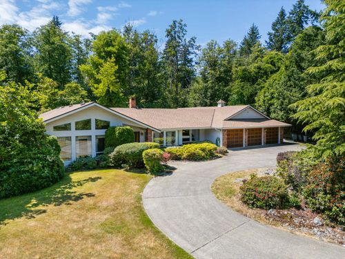 14324 25 Ave, Surrey, BC, V4P1R7 | Card Image