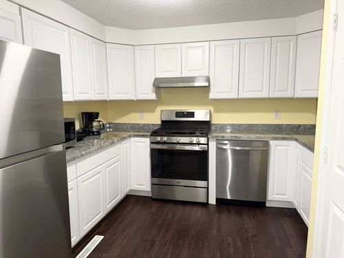 40-131 Lawrence St, Lawrence, MA, 01841-3850 | Card Image