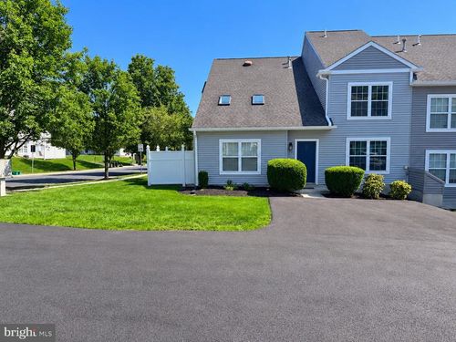 50 Courtyard Dr, CARLISLE, PA, 17013-4907 | Card Image
