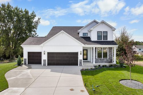 3639 Perennial Pkwy, Caledonia, WI, 53126-5621 | Card Image
