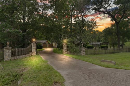 64 County Road 4321, Dayton, TX, 77535-4632 | Card Image