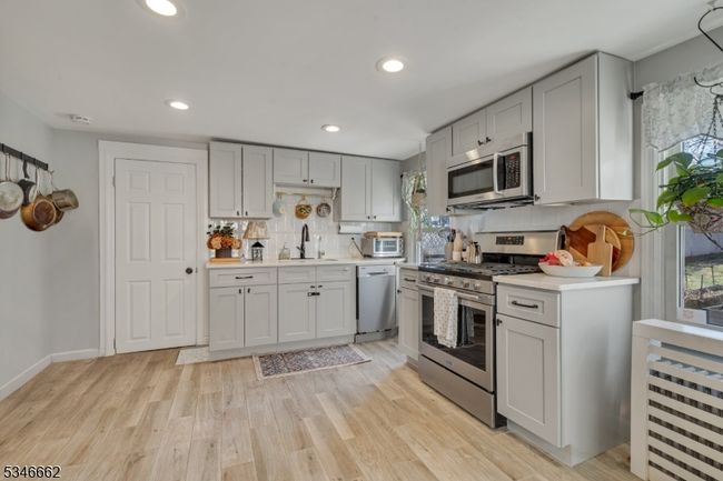 321 Boyden Ave, House other with 2 bedrooms, 1 bathrooms and null parking in Maplewood NJ | Image 10