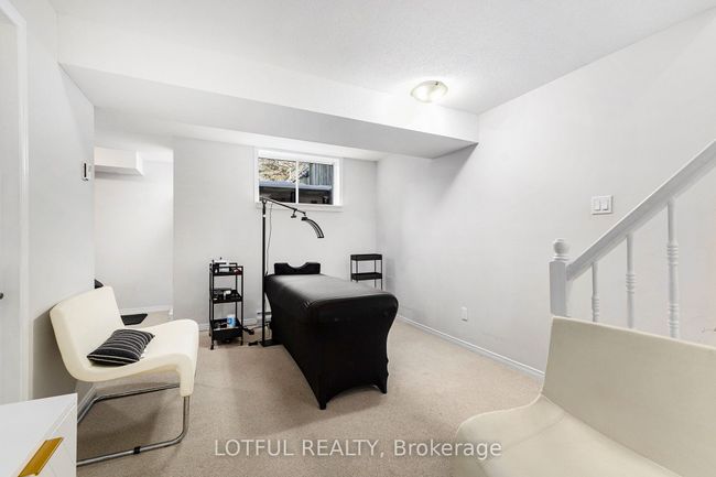 268 Stoneway Dr, House attached with 3 bedrooms, 2 bathrooms and 2 parking in Nepean ON | Image 22
