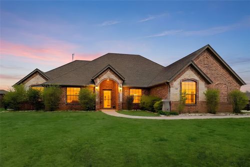 101 Lyndsey Ct, Boyd, TX, 76023-1128 | Card Image