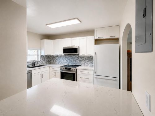 309-9411 N Hollybrook Lake Drive, Pembroke Pines, FL, 33025 | Card Image