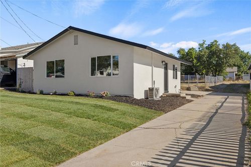 1028 Nevada, Oroville, CA, 95965 | Card Image